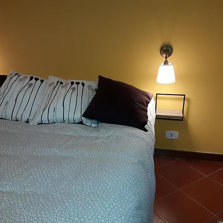 La Casa Di Flo Appartement Napels Buitenkant foto